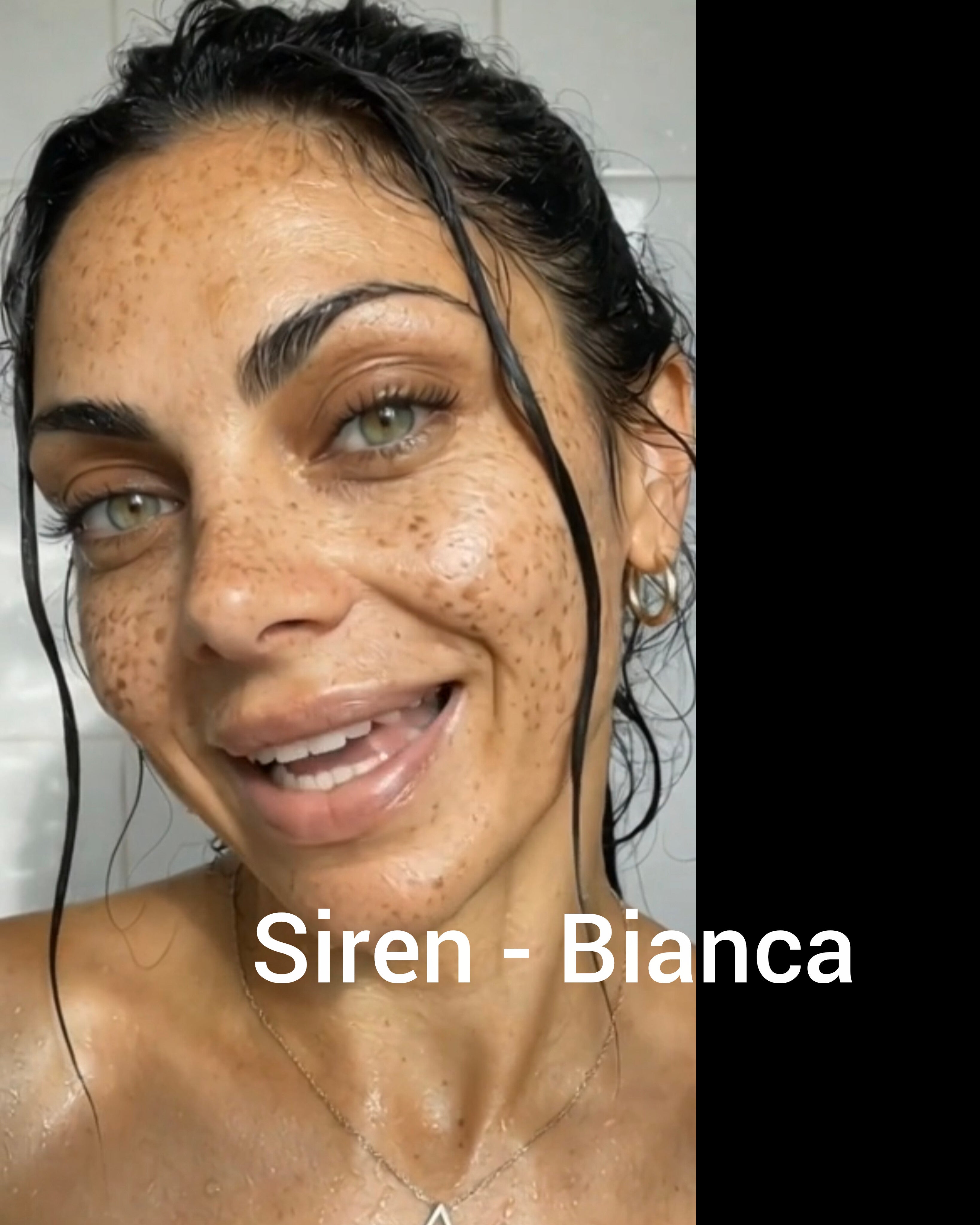 Siren - Bianca. The room